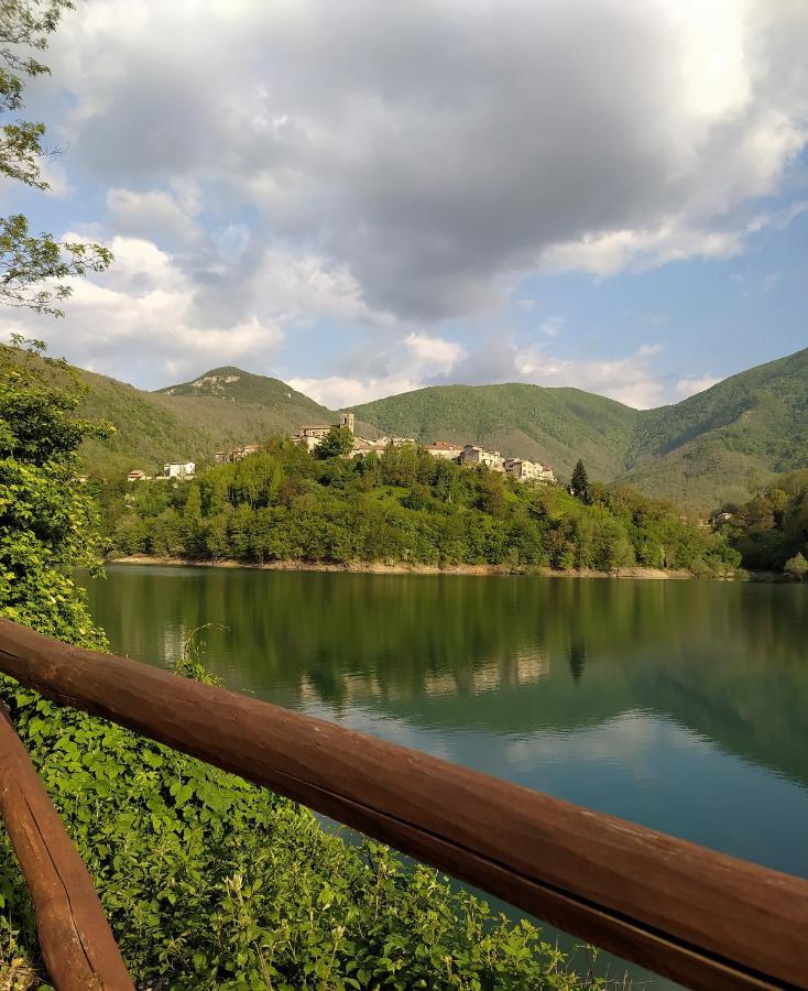 Casa Vacanze Al Colletto - Con Terrazza Panoramica In Centro Storico 바글리 디 소토 외부 사진