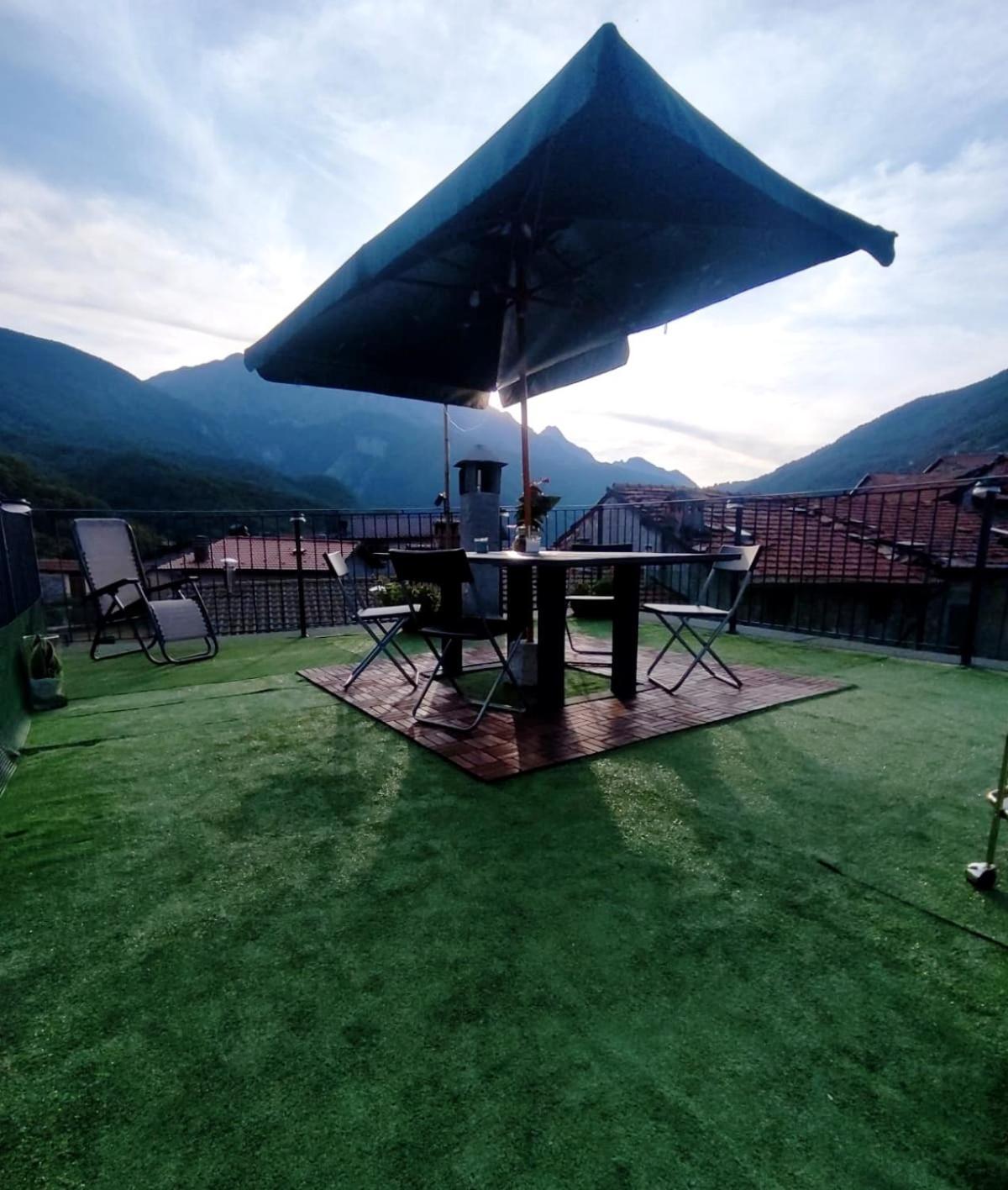 Casa Vacanze Al Colletto - Con Terrazza Panoramica In Centro Storico 바글리 디 소토 외부 사진